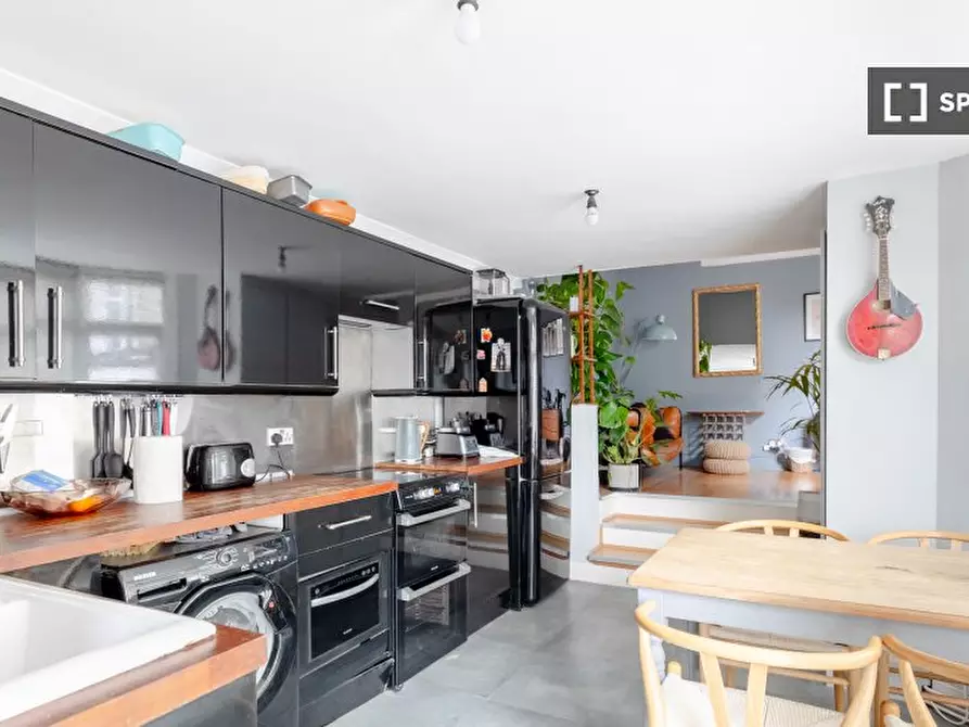 Immagine 12 di Appartamento in affitto  in a Cheltenham Rd a Camberwell