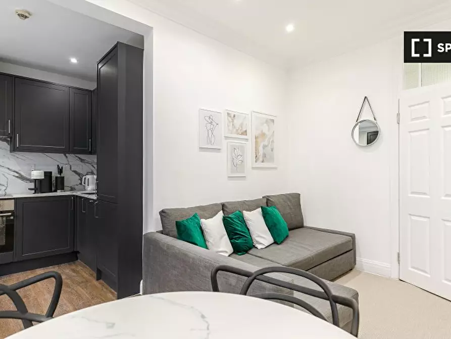 Immagine 5 di Appartamento in affitto  in Nassau St, Fitzrovia, London WW, UK a Paddington