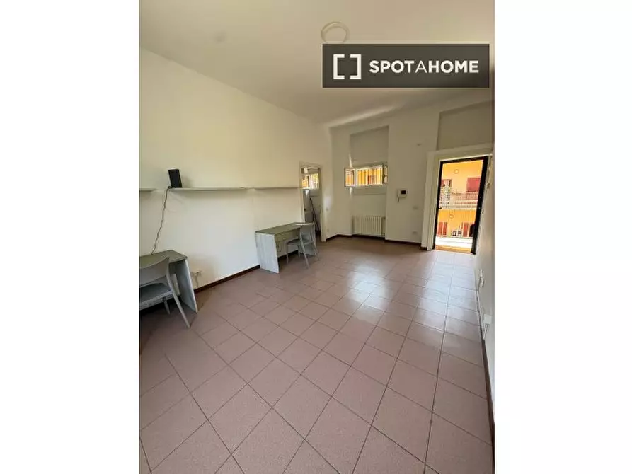 Immagine 12 di Camera condivisa in affitto  in Via Anton Giulio Barrili a Milano