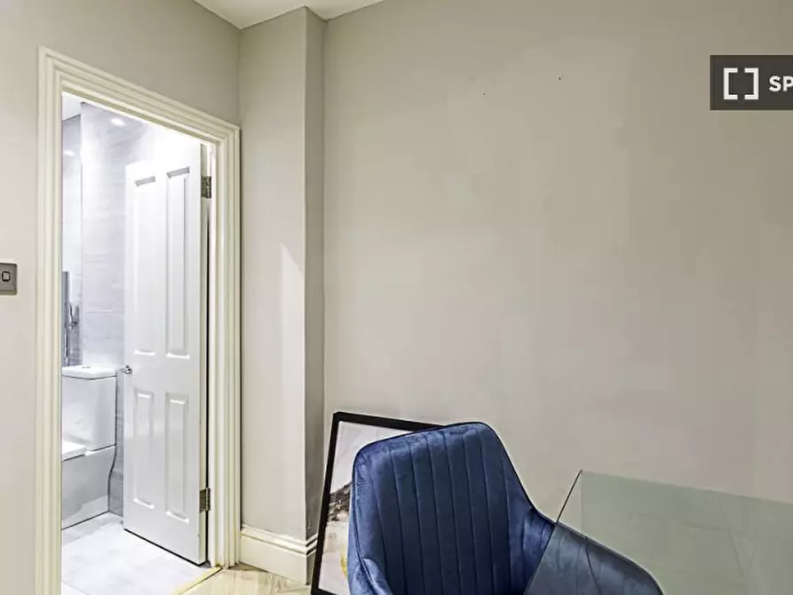 Immagine 10 di Appartamento in affitto  in Clanricarde Gardens a Paddington