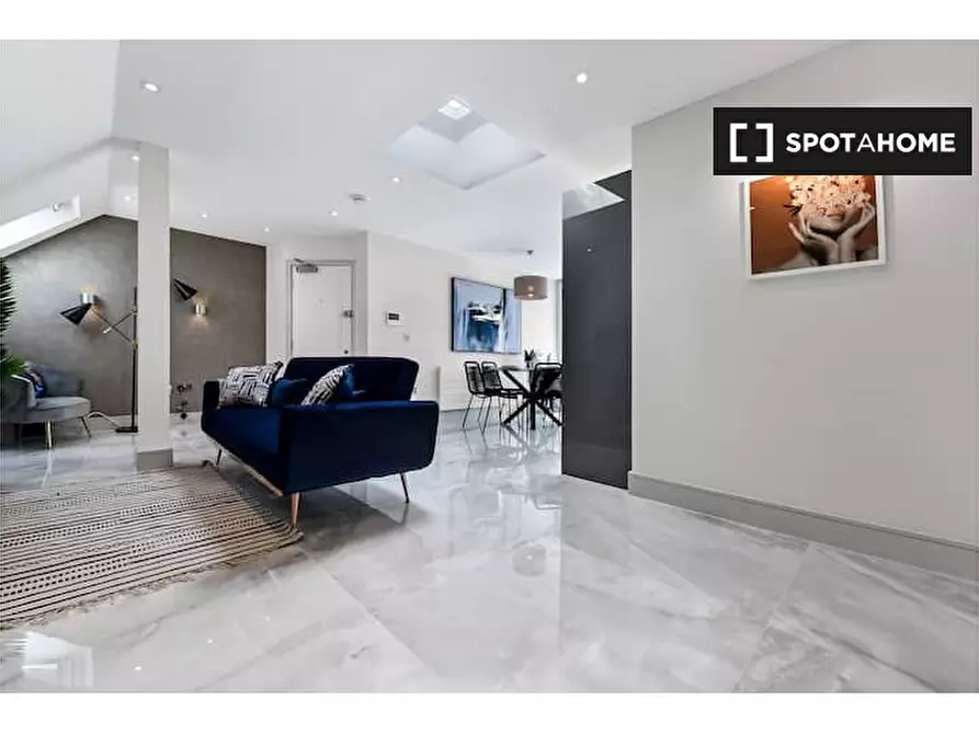 Immagine 9 di Appartamento in affitto  in Flat Goldman House - 122 Wembley Park drive HA9 8HP a Brent