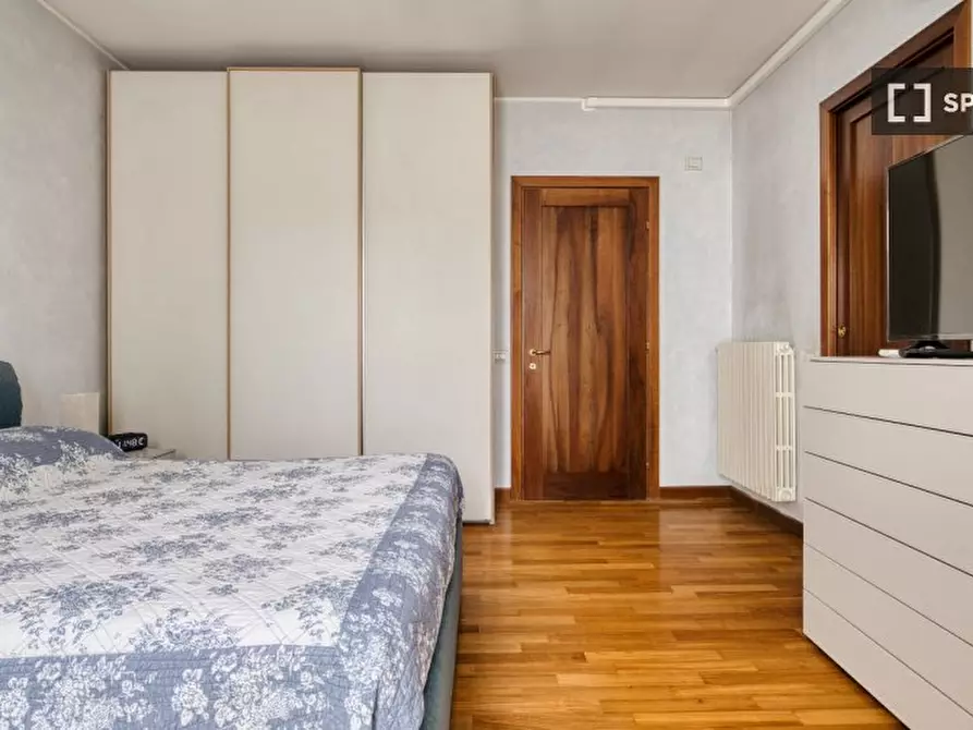 Immagine 17 di Appartamento in affitto  in Via Scaldasole a Milano