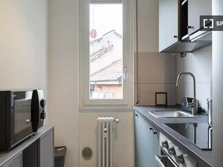 Immagine 10 di Camera condivisa in affitto  in Via Francesco Reina a Milano
