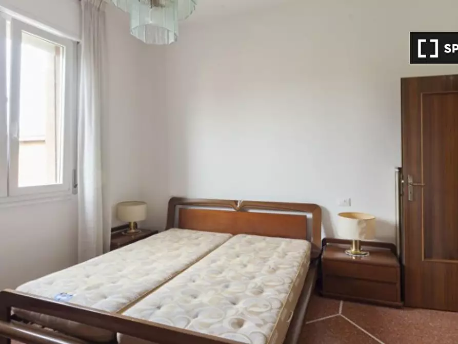 Immagine 2 di Camera condivisa in affitto  in Via Augusto Romagnoli, 40137 Bologna BO, Italy a Bologna