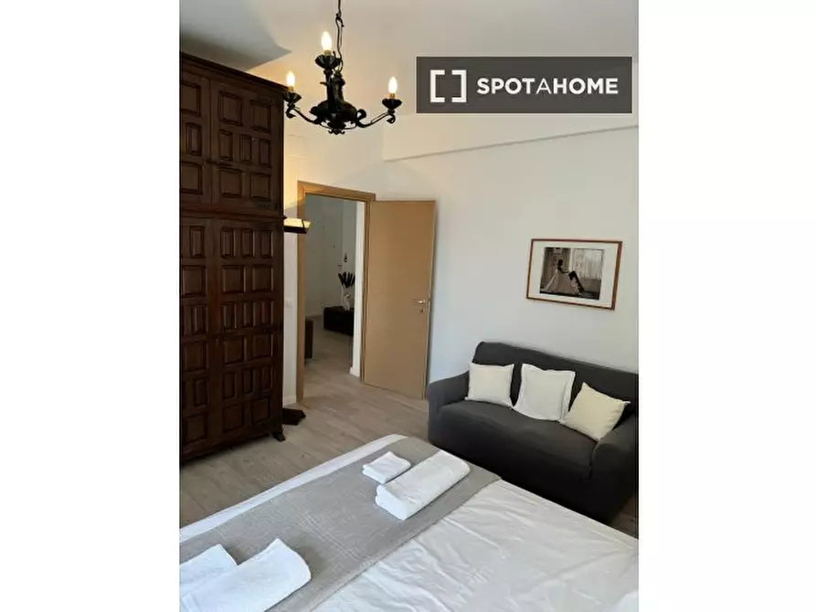 Immagine 11 di Ufficio in affitto  in Via dei Torriani a Roma