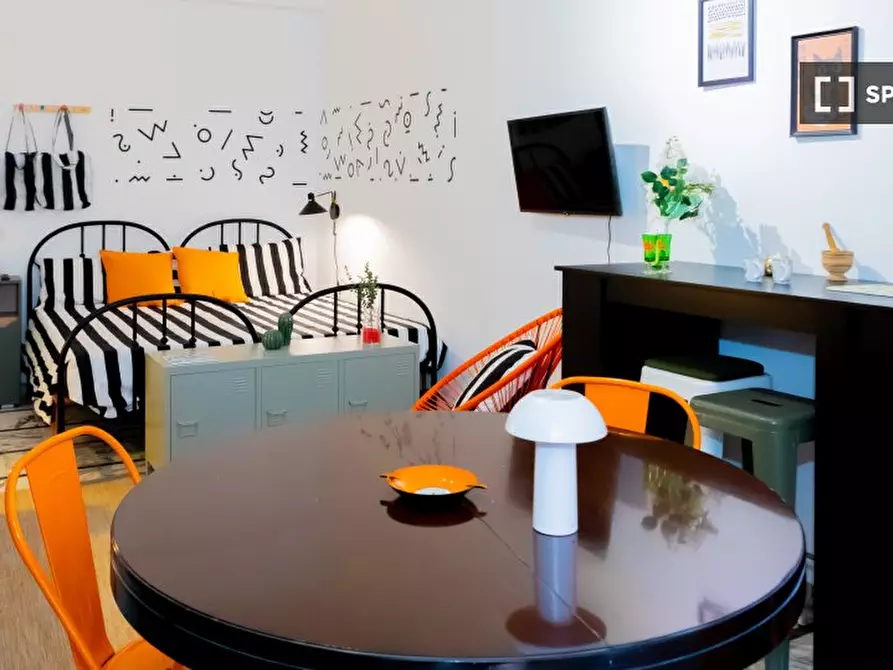 Immagine 5 di Camera condivisa in affitto  in Via Prenestina a Roma