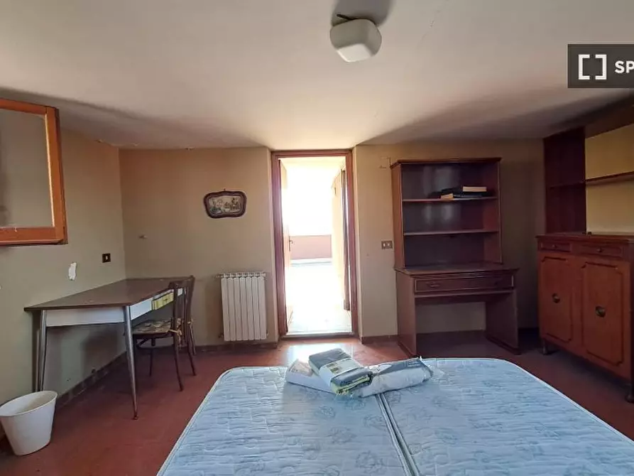 Immagine 4 di Camera condivisa in affitto  in Vicolo delle Lucarie a Roma