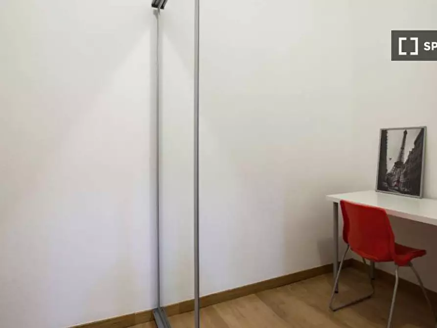 Immagine 17 di Camera condivisa in affitto  in Via Ravizza a Milano