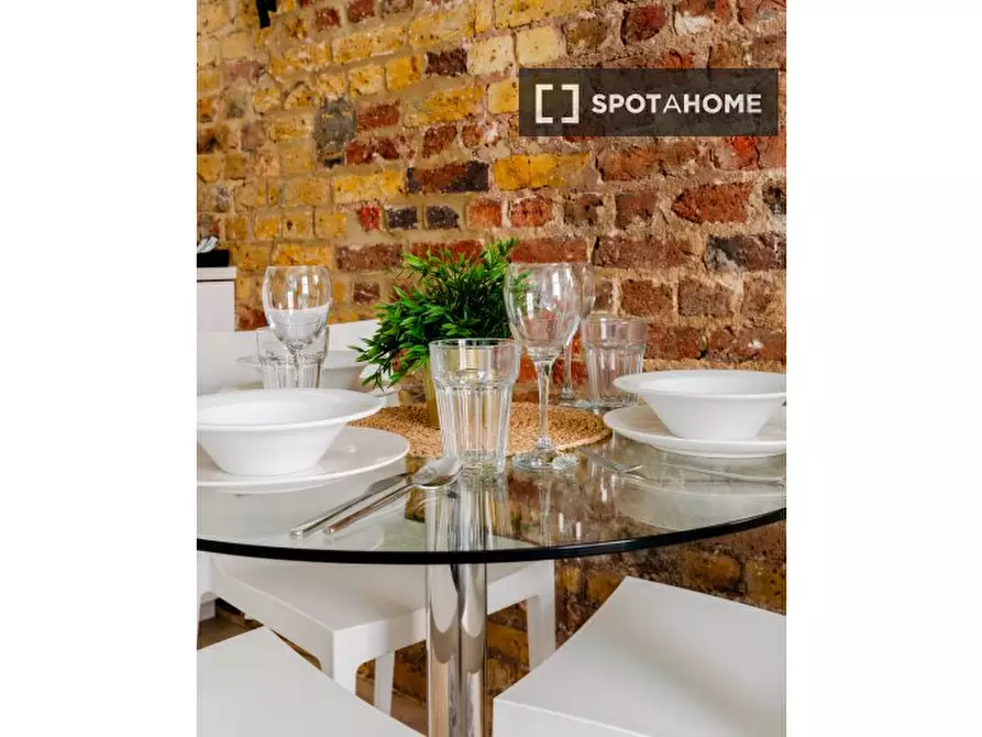 Immagine 8 di Appartamento in affitto  in Leather Ln a Camden Town