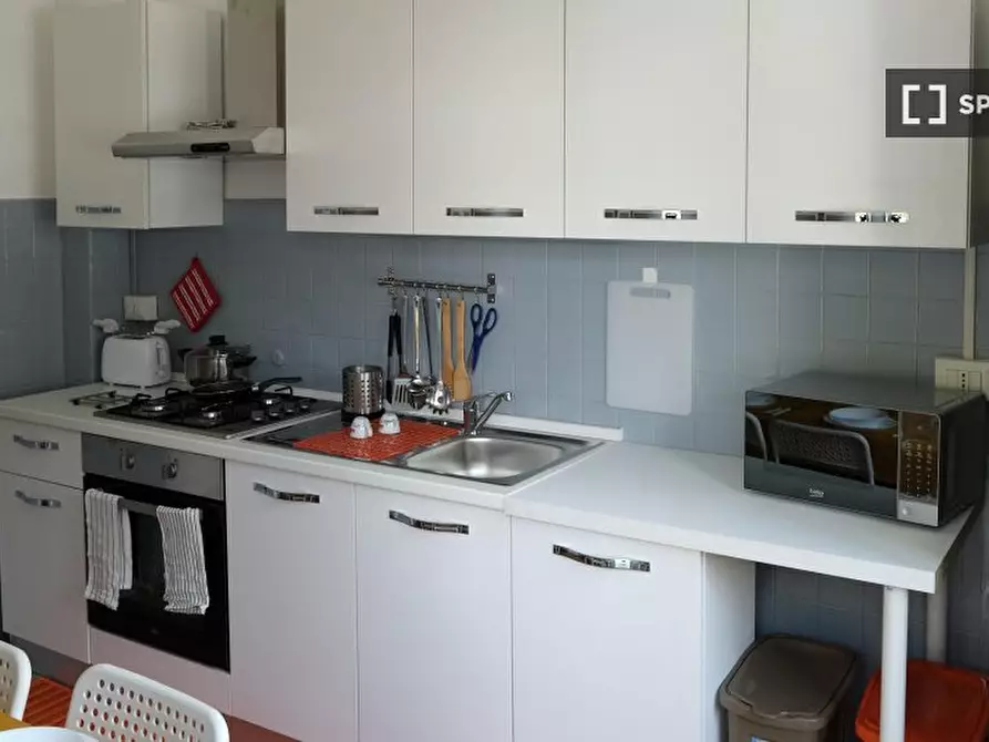 Immagine 15 di Camera condivisa in affitto  in Via Terracina n. fab. A - sc. H int. 27 a Napoli