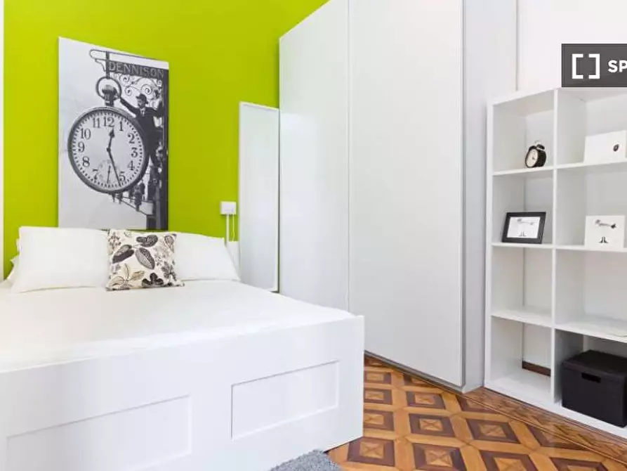 Immagine 2 di Camera condivisa in affitto  in Via Carlo Bertolazzi a Milano