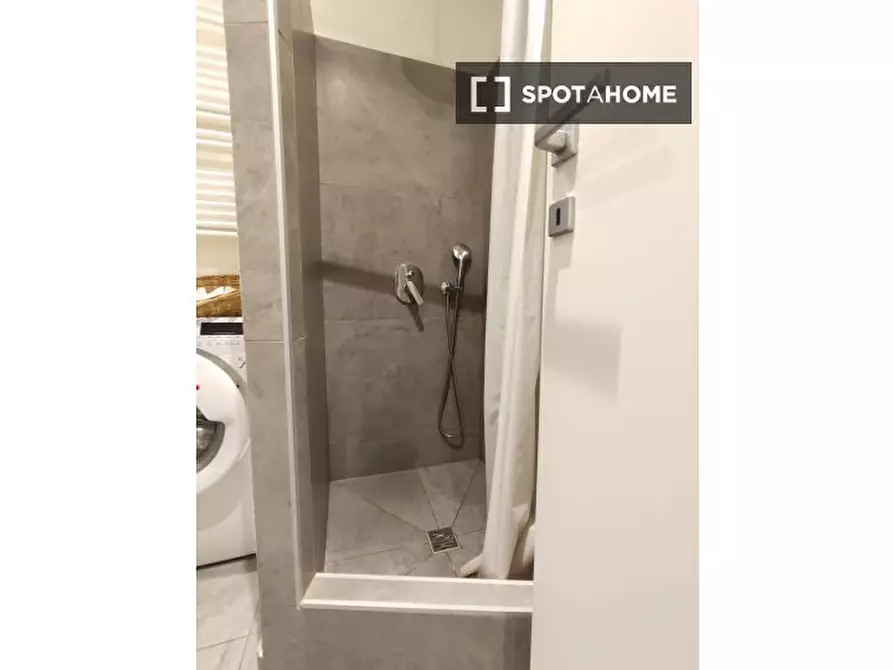 Immagine 11 di Appartamento in affitto  in Via Vitruvio a Milano