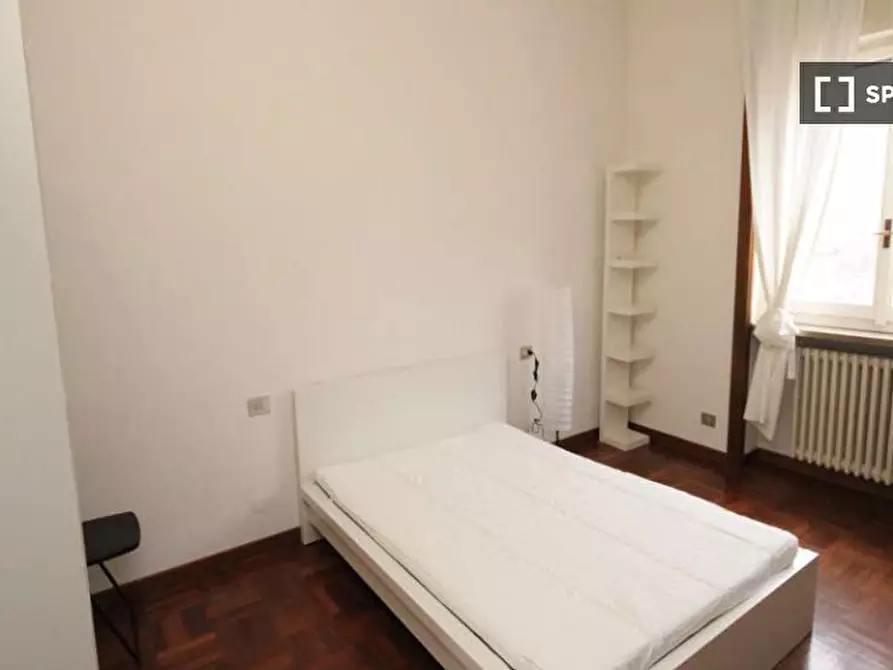 Immagine 2 di Camera condivisa in affitto  in Viale Sabotino a Milano