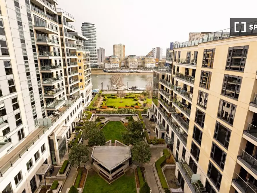 Immagine 14 di Appartamento in affitto  in Lensbury Ave a Hammersmith
