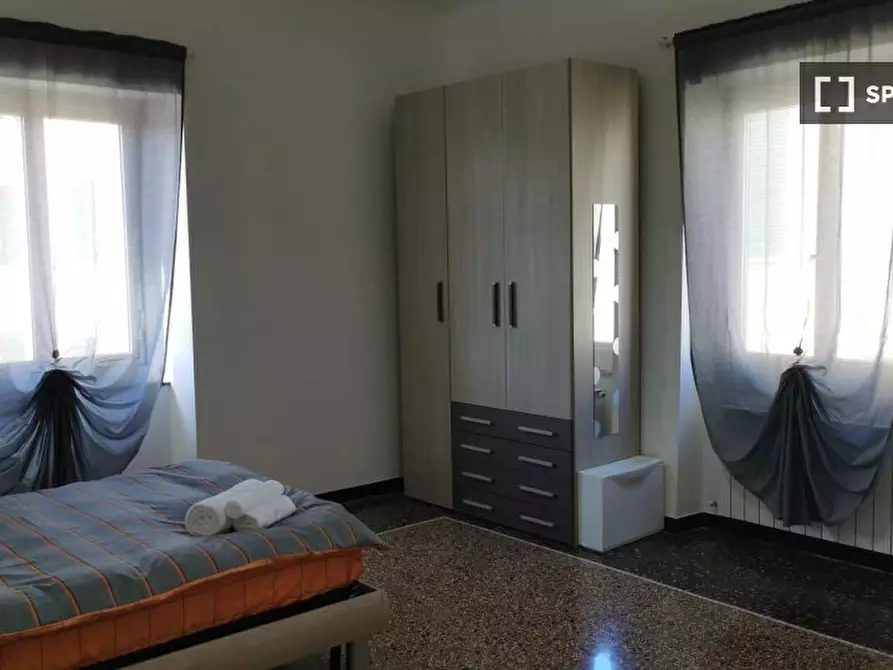 Immagine 14 di Camera condivisa in affitto  in SALITA PIANO DI ROCCA/8 a Genova