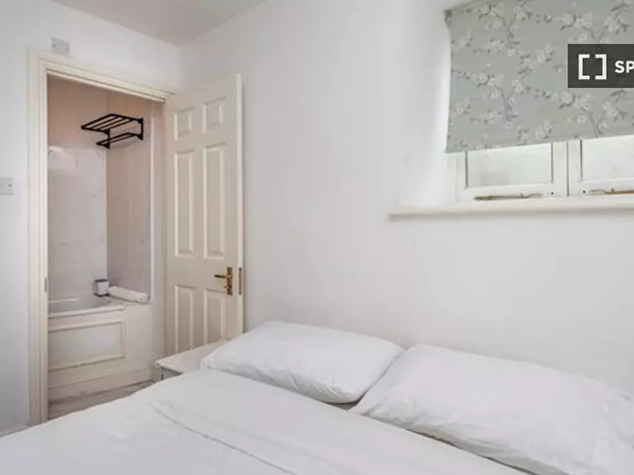 Immagine 13 di Appartamento in affitto  in Lyham Rd a Lambeth