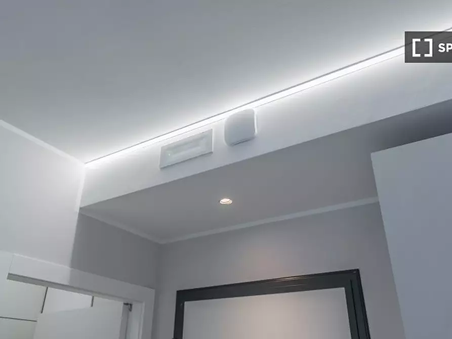 Immagine 15 di Appartamento in affitto  in Via Alfredo Comandini a Milano