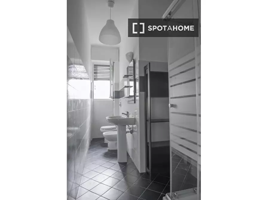 Immagine 1 di Camera condivisa in affitto  in Via Giuseppe Bruschetti a Milano