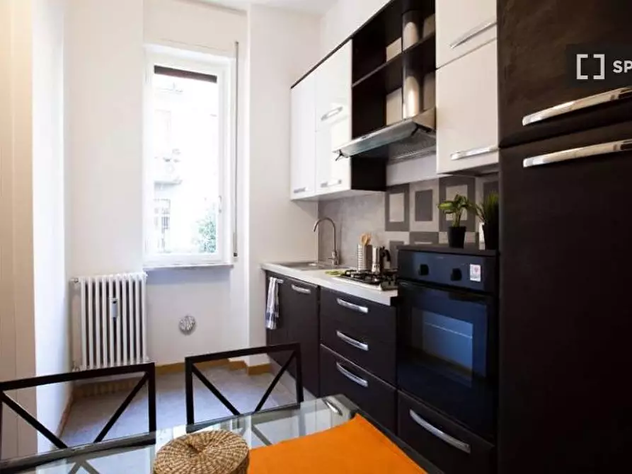 Immagine 8 di Camera condivisa in affitto  in Via Ravizza a Milano