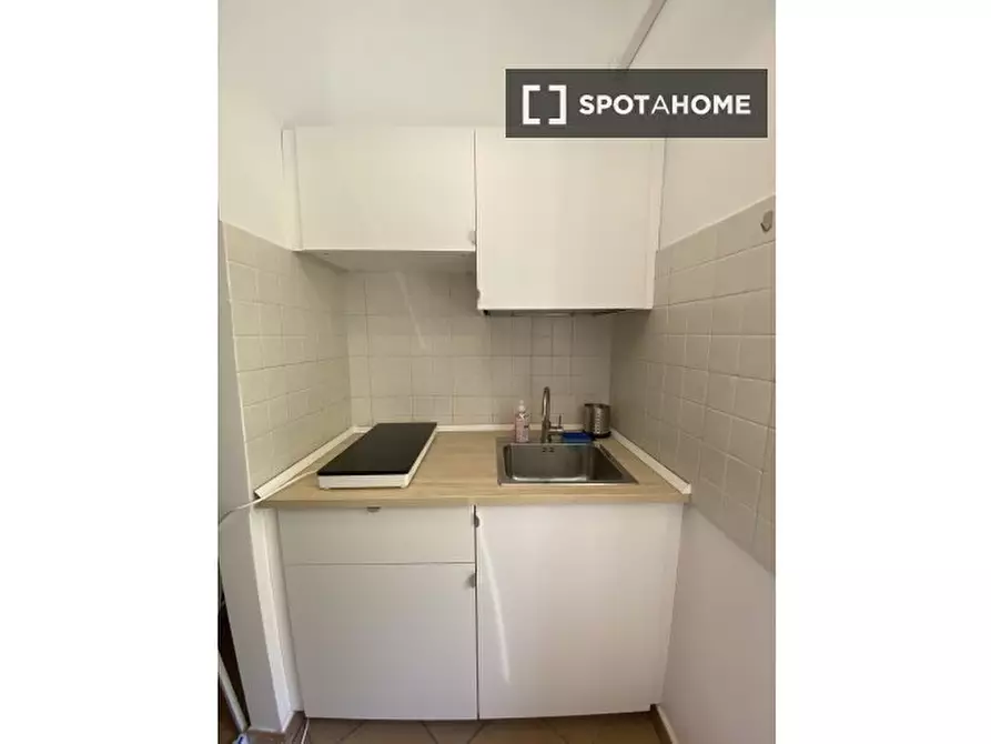 Immagine 5 di Appartamento in affitto  in Via Muzio Oddi a Roma