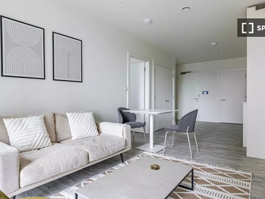 Immagine 2 di Appartamento in affitto  in Westfield Ave a Queen Elizabeth Olympic Park