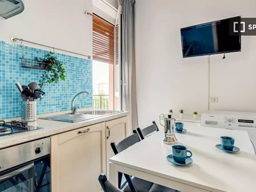 Immagine 11 di Camera condivisa in affitto  in Viale Tibaldi a Milano