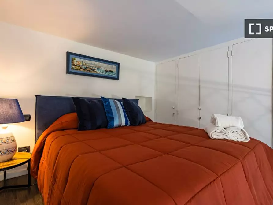 Immagine 3 di Appartamento in affitto  in Via Sant'Arpino a Chiaia a Napoli