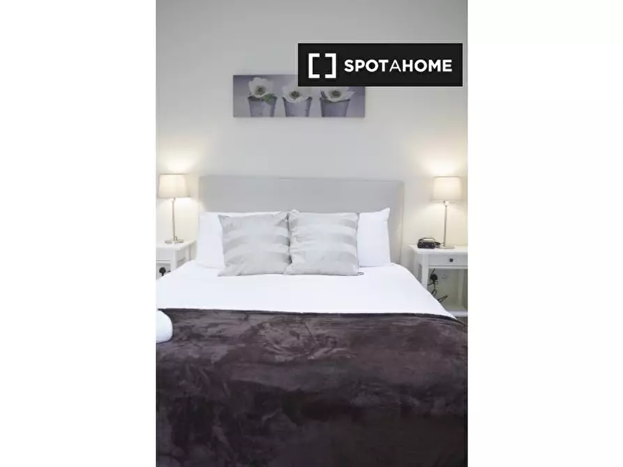 Immagine 12 di Appartamento in affitto  in Ladbroke Grove a Kensington