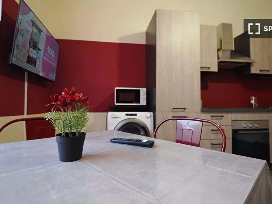 Immagine 9 di Camera condivisa in affitto  in Corso Peschiera a Torino