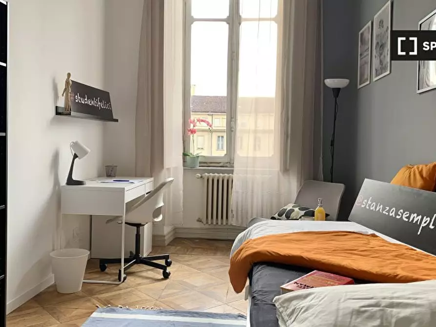 Immagine 3 di Camera condivisa in affitto  in Corso Re Umberto n. a Torino