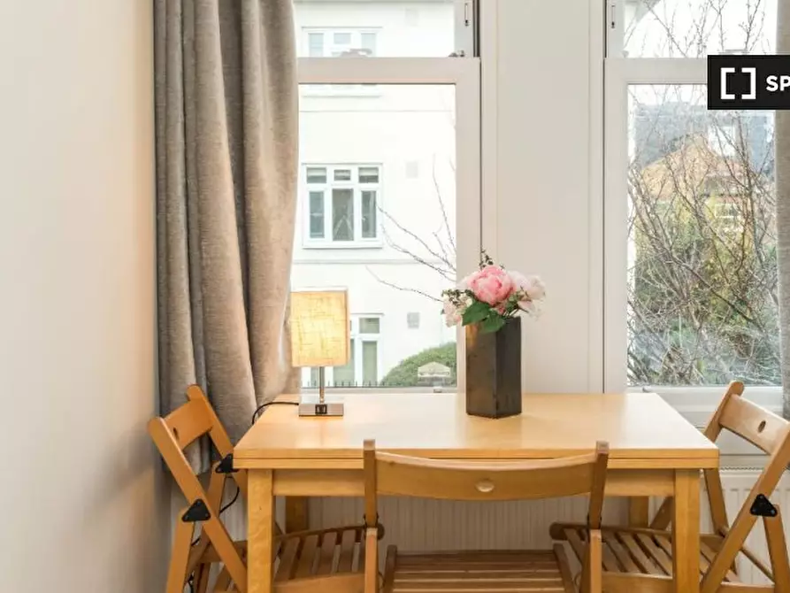 Immagine 7 di Appartamento in affitto  in (first floor flat) Westville Road a Hammersmith
