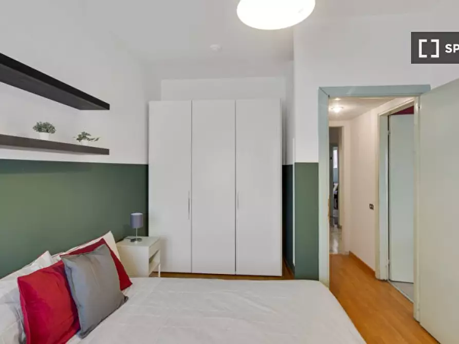 Immagine 2 di Camera condivisa in affitto  in Via Egadi a Milano