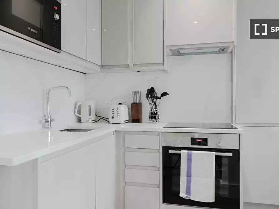 Immagine 13 di Appartamento in affitto  in Sussex Gardens a Paddington