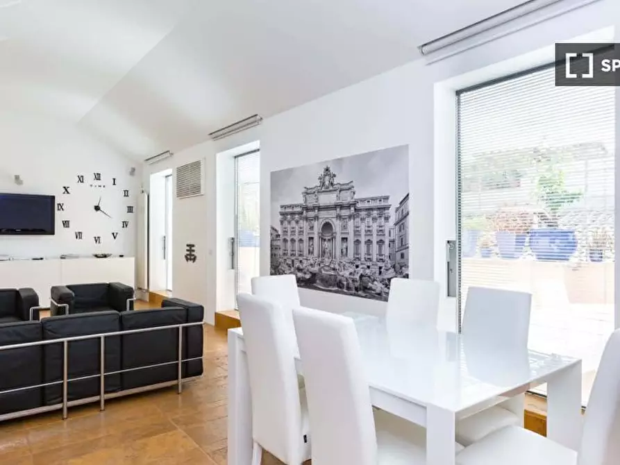 Immagine 5 di Appartamento in affitto  in Via Baccina a Roma