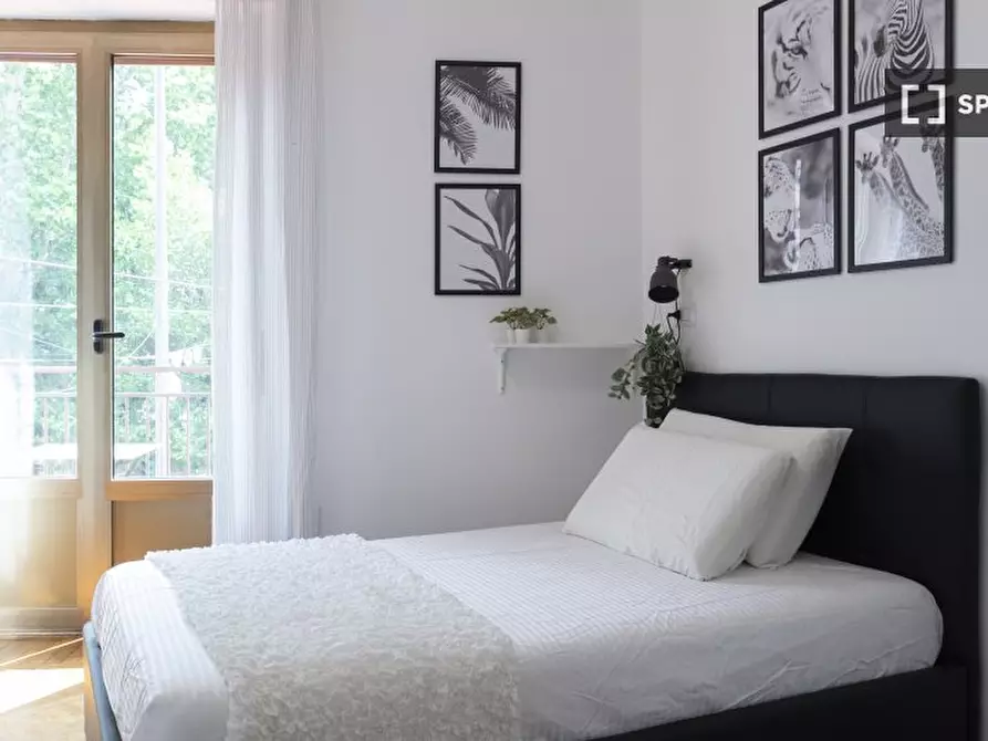 Immagine 7 di Camera condivisa in affitto  in Via Emilio Faà di Bruno a Milano