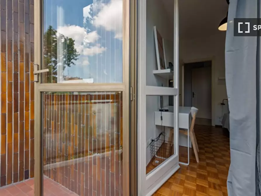 Immagine 3 di Camera condivisa in affitto  in Viale Tibaldi a Milano