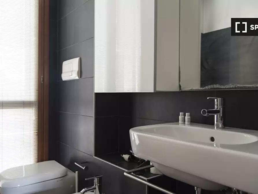 Immagine 18 di Appartamento in affitto  in Via Magolfa a Milano