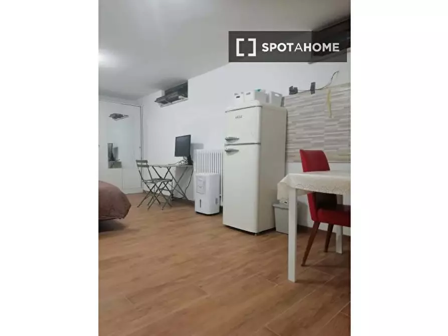 Immagine 5 di Ufficio in affitto  in Via Castell'Umberto a Roma