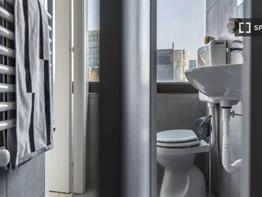 Immagine 11 di Camera condivisa in affitto  in Via Carlo Imbonati a Milano