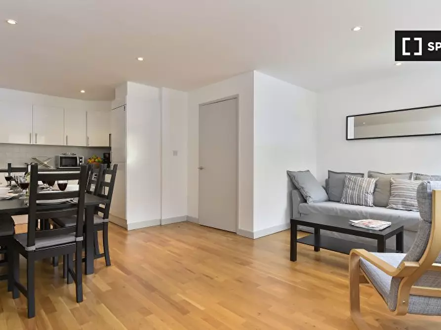 Immagine 3 di Appartamento in affitto  in Kentish Town Rd a Camden Town