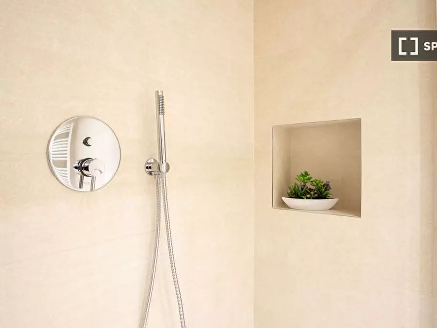 Immagine 5 di Ufficio in affitto  in Corso Sempione a Milano