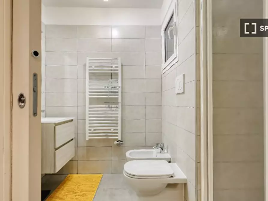 Immagine 4 di Ufficio in affitto  in Via Vigevano a Milano