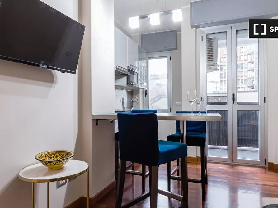 Immagine 2 di Appartamento in affitto  in Via Gustavo Fara a Milano