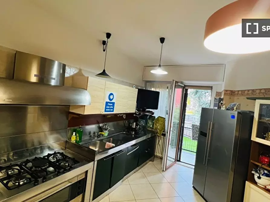 Immagine 18 di Camera condivisa in affitto  in Piazza Angilberto II a Milano