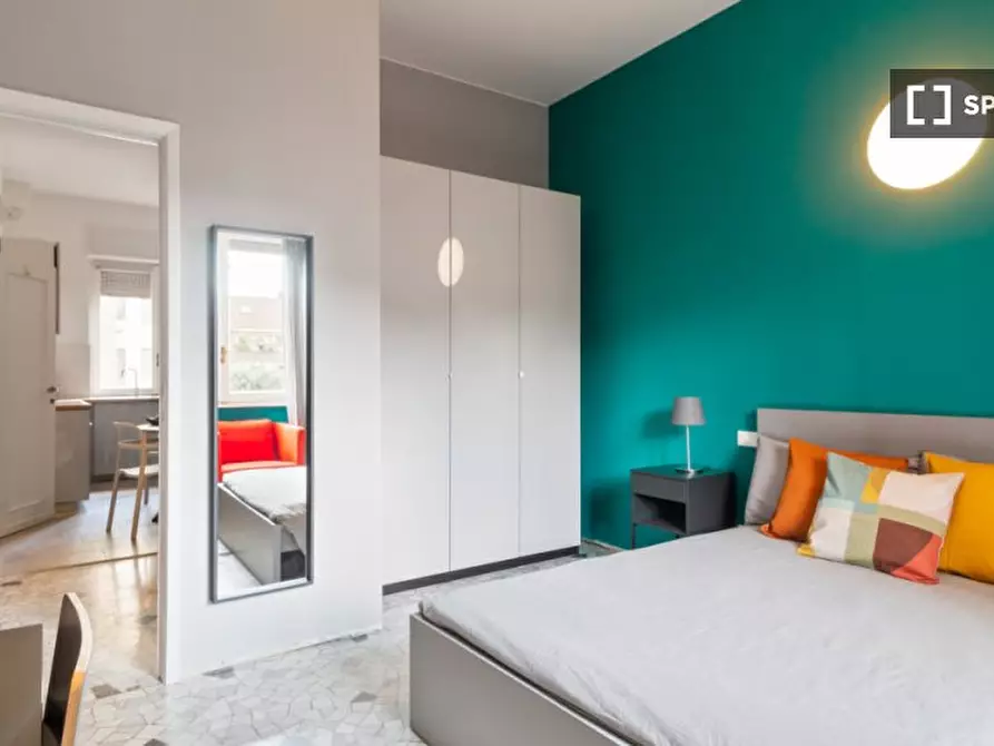 Immagine 3 di Camera condivisa in affitto  in Viale Vittorio Veneto a Milano