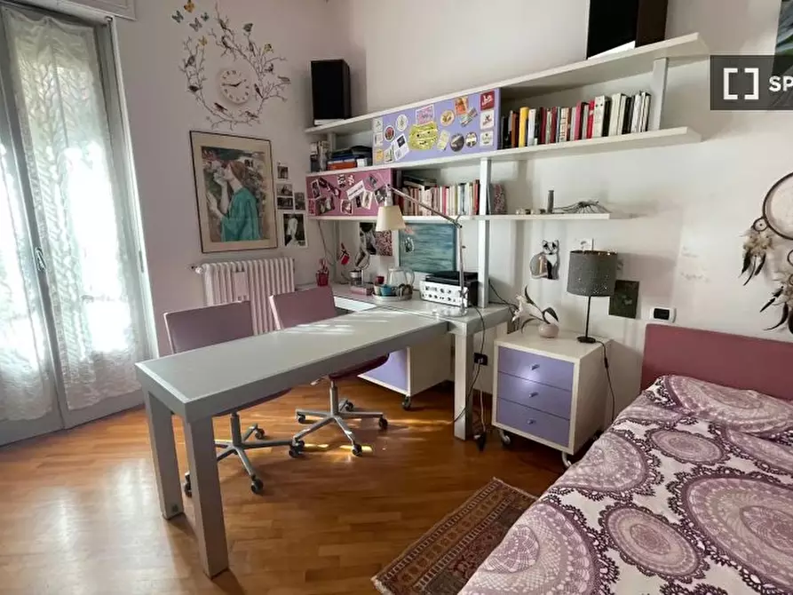 Immagine 1 di Camera condivisa in affitto  in Via Brunetto Latini a Firenze