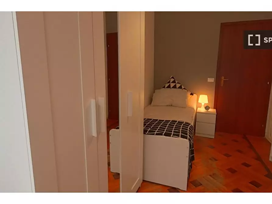 Immagine 5 di Camera condivisa in affitto  in Via Sorio a Padova