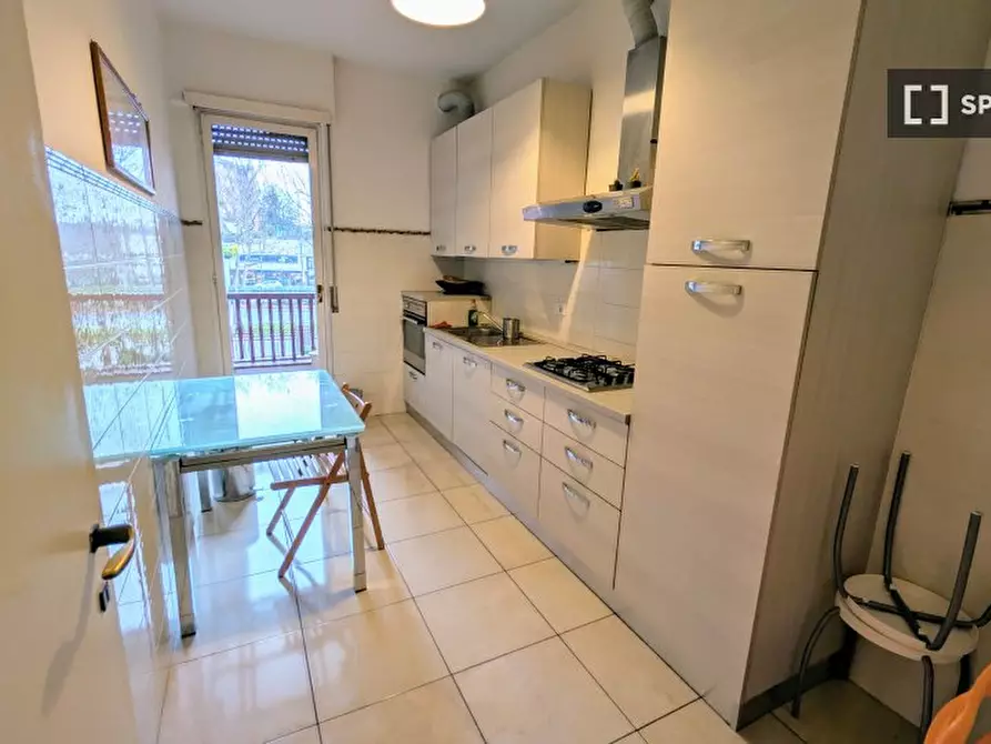 Immagine 13 di Camera condivisa in affitto  in Via Guido Guarini Matteucci a Milano