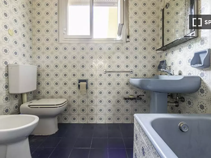 Immagine 12 di Camera condivisa in affitto  in Via Donato Creti a Bologna