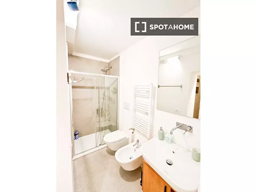 Immagine 14 di Ufficio in affitto  in Via Giambellino a Milano